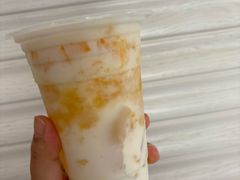 -陈记甜品窝(中山北路店)