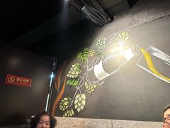 -麦凯伦烧烤·精酿超级工厂店(金桥总店)