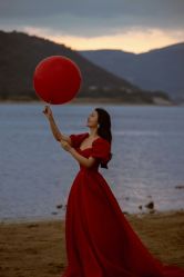 点击看大图 -挪娅婚纱摄影皇家会所