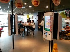 -麦当劳(光新乐购店)