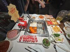 番茄锅底-海底捞火锅(长宁路龙之梦店)