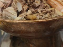 -一口猪海鲜浑锅·东北家常菜