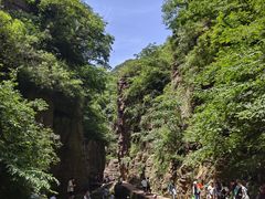 -龙潭大峡谷