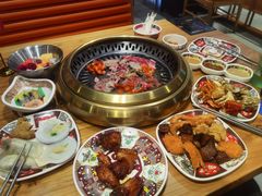 -汉江山料理级自助烤肉黑金冠(周口好吃城店)