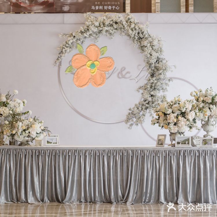 现在回想起备婚的种种经历，还是感觉到幸运与高兴