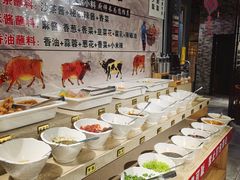 自助调料区-高兴壹锅·潮汕鲜牛肉火锅(良乡梅花庄店)