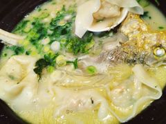 手工粉皮黄鱼馄饨UP-苏小柳点心·手作小笼包(新街口分院店)