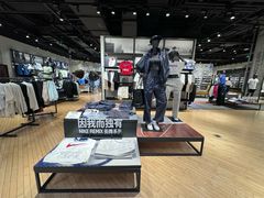 -泡泡玛特POPMART(上海环球港店)