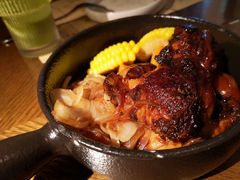 红酒慢炖猪肘-杂咖zacup(领展中心城店)