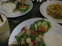 -Old House Restaurant