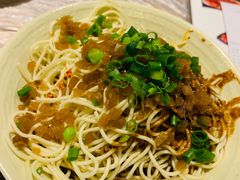 凉面-巴厘龙虾·榜首油焖大虾(音乐学院·沿江酒馆店)