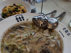 -渔语鱼酸菜鱼新川菜(来福士店)
