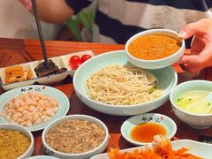 -裕兴记•蟹黄面馆(人民广场店)