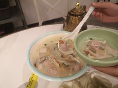 -岳姥姥饺子(泺文路店)