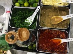 -四川小胡子海鲜(丁村万人海鲜广场店)