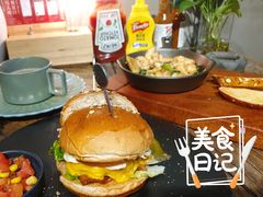 -HIGH FIVE哈福手工汉堡(桂林路店)