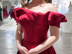 -艾米丽婚纱礼服