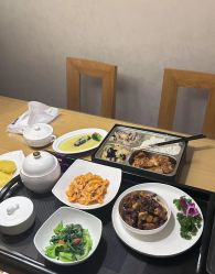 -爱陪伴尊享月子中心(国际店)