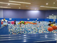 -重庆际华园室内极限运动中心