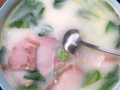 云南火腿米线-云里小坐·小院里·团建·宴请·下午茶(三圣乡店)