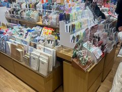 -九木杂物社(凯德大峡谷店)