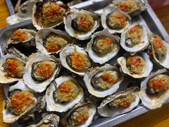 -蚝哥花姐湛江烤生蚝(美丽湾市场店)