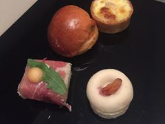 -行者书屋大堂吧 ·下午茶(南京圣和府邸酒店)