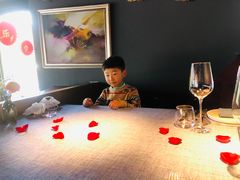 -弦月窗LUNETTE BY AMANDA(复兴路店)