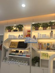 -苗医生科技祛痘连锁