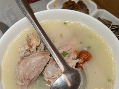 -褚记烤鸭·南京家常菜(雨花客厅店)