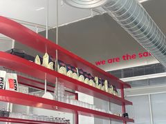 -UNI UNI(环亚凯瑟琳店)