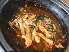 -极有家小鱼小鸡石锅煲(佳兆业店)