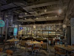 -Carbon莫卡哆·意大利复古集市餐厅(杭州大厦店)