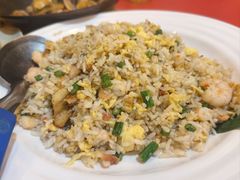 -大树下海鲜饭店