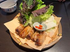 -大头虾越式风味餐厅(光明广场店)