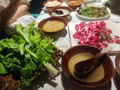 -贵府酸汤牛肉火锅·贵州老字号(飞山街店)