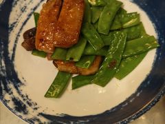 -浅深(世茂滨江精品店)