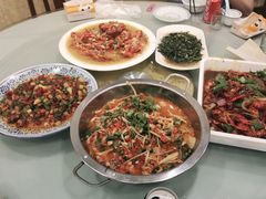 -焱焰鲜锅兔·佳味郑氏·自贡特色菜
