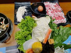 -呷哺呷哺 黄金牧场 (欢乐谷店)
