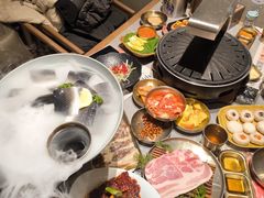 -草家酱蟹炭火烤肉店(珲春南路一店)