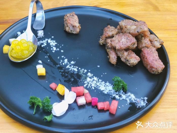 后海16号·北京私房菜海盐牛肉粒图片