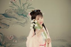 点击看大图 -盘子女人坊古装写真摄影(天津总店)