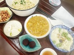 -百年老字号·观振兴蟹黄面·三虾面·苏式面(观前街富仁坊巷店)