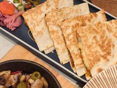 牛肉土豆奶酪煎饼煎饼-墨纪Mojí墨西哥餐厅(官舍店)