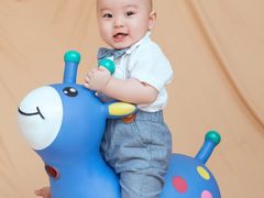 -经典婚纱摄影美学馆·私人定制