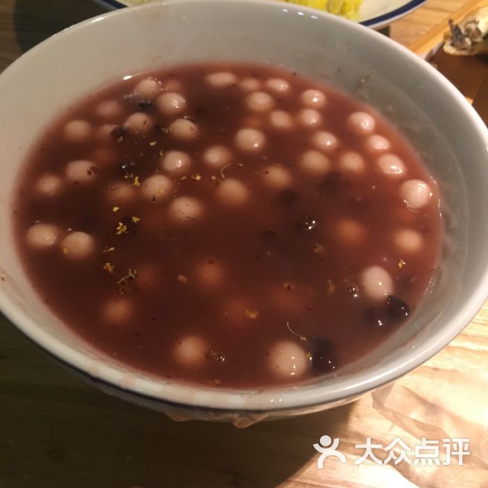 红豆沙酒酿圆子羹