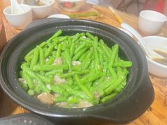 -海口滨海新村143号海南老字号炒菜店