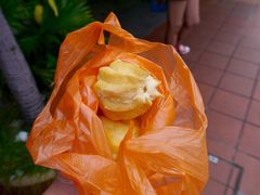 -天品味 一口吃榴莲泡芙