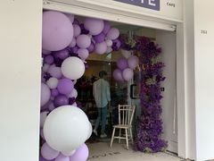 -FLOVIE FLORIST CAFE