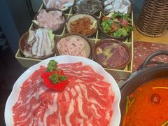 -赵美丽·重庆社区火锅·直营店(火车东站·中豪国际店)